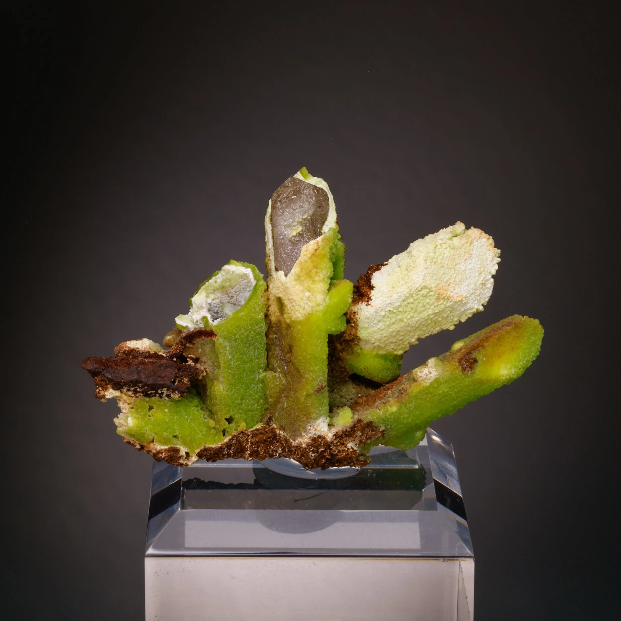 Phosphohedyphane, Cerussite, Mfouati, Bouenza, Republic of the Congo