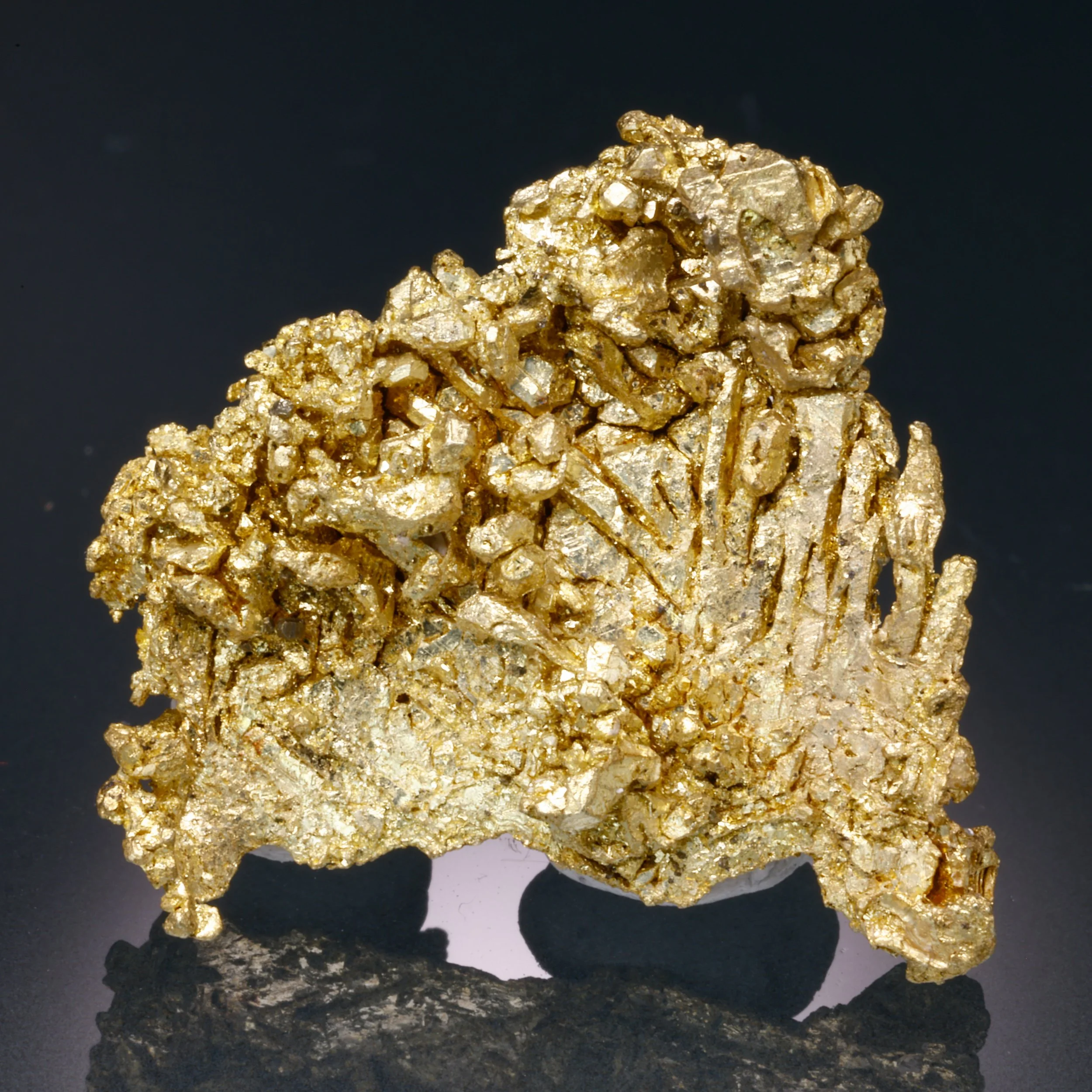 Gold, Round Mountain Mine, Toquima Range, Nye County, Nevada, USA
