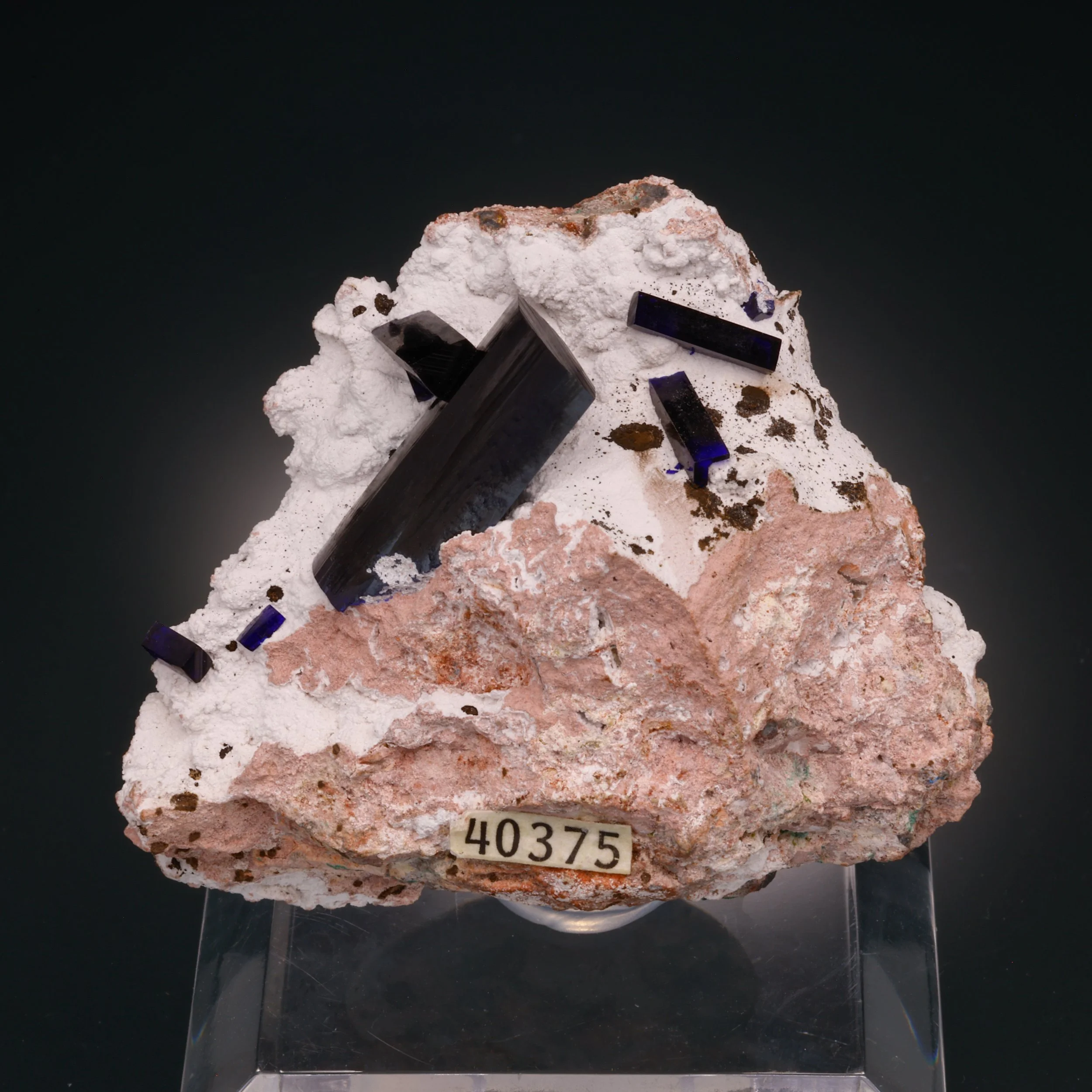 DanZellnerMineralPhotos5.19-3977.jpg