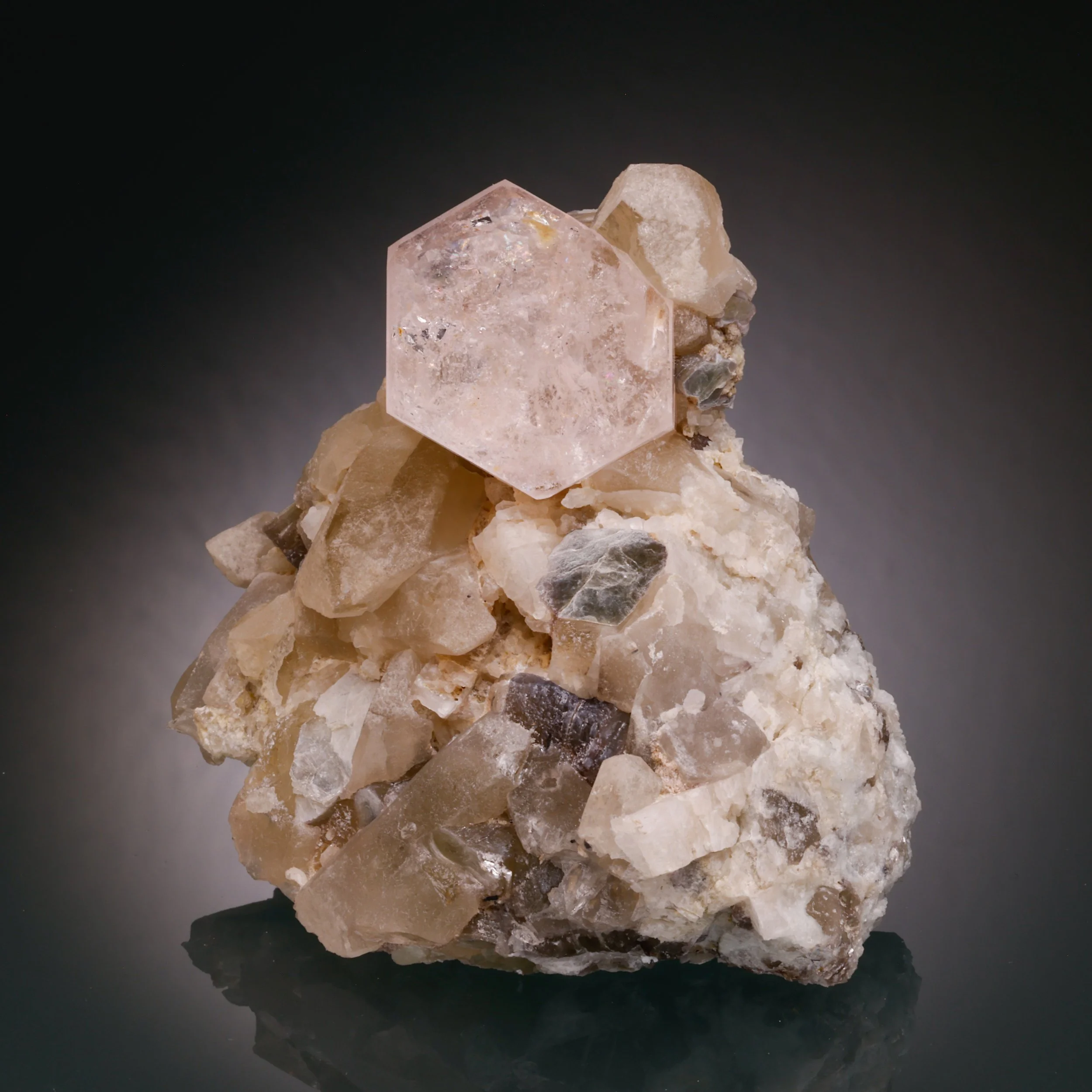 Morganite, Quartz, Muscovite, Elizabeth R. Mine, Chief Mountain, Pala, San Diego County, California, USA