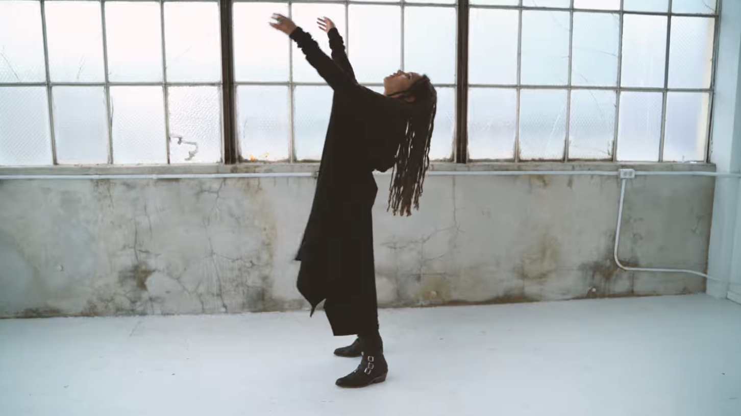 Music Video: Mind’s Eye | Amakiya