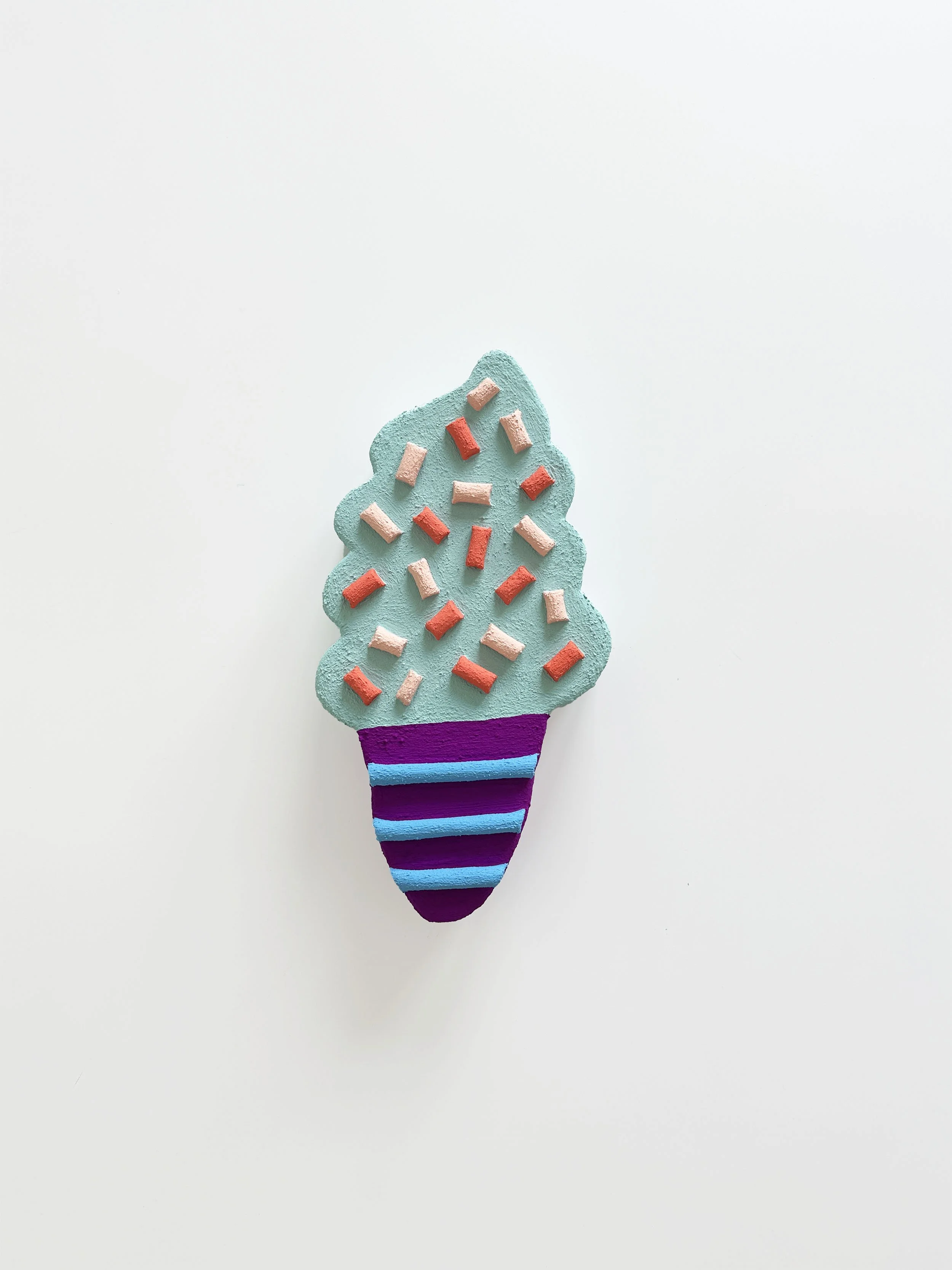 light-blue-violet-sprinkles-ice-cream-sculpture-wall-art-steph-blondet-side.jpg