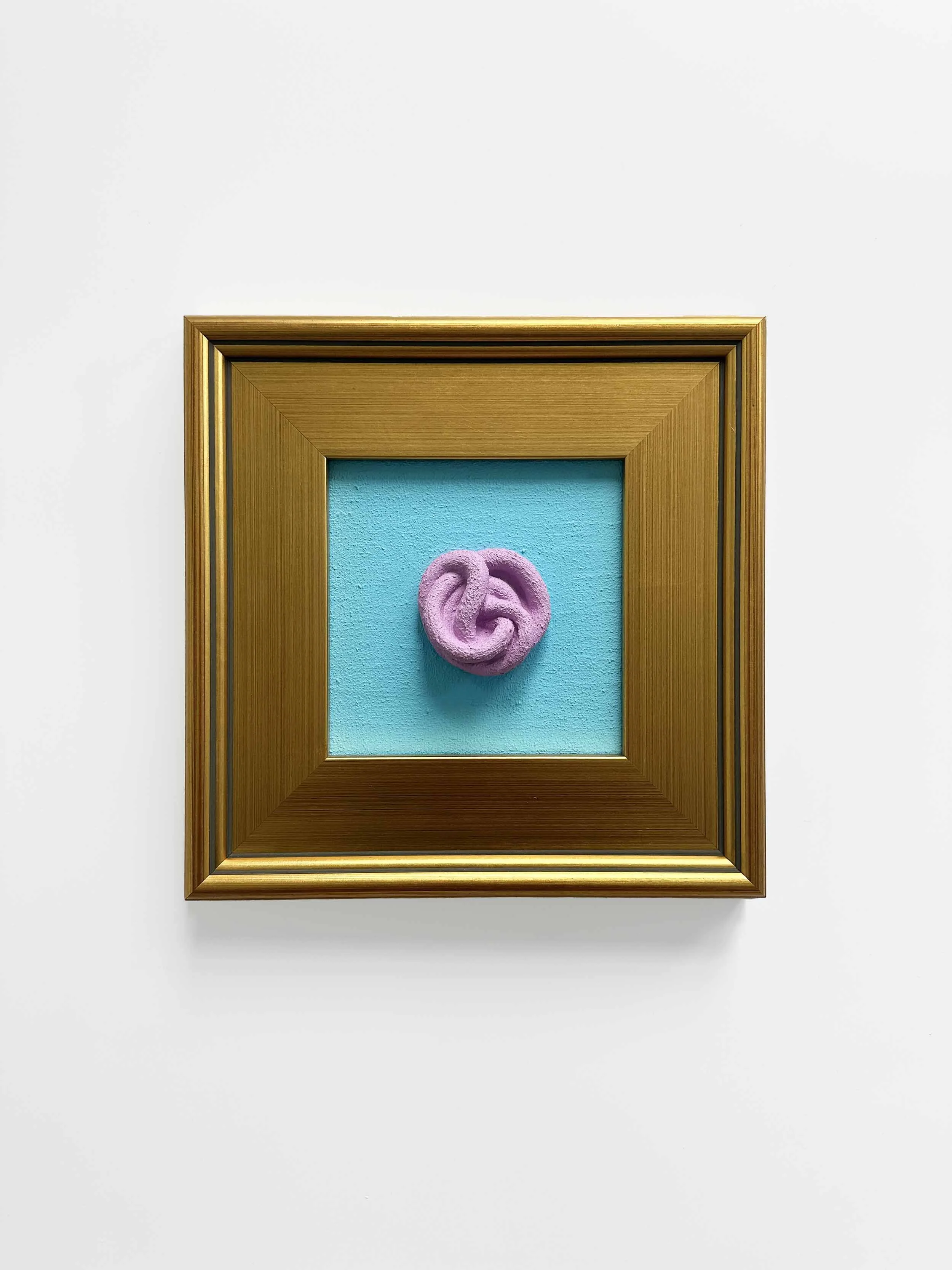 knot-no24-sculptural-painting-stephblondetart.jpg