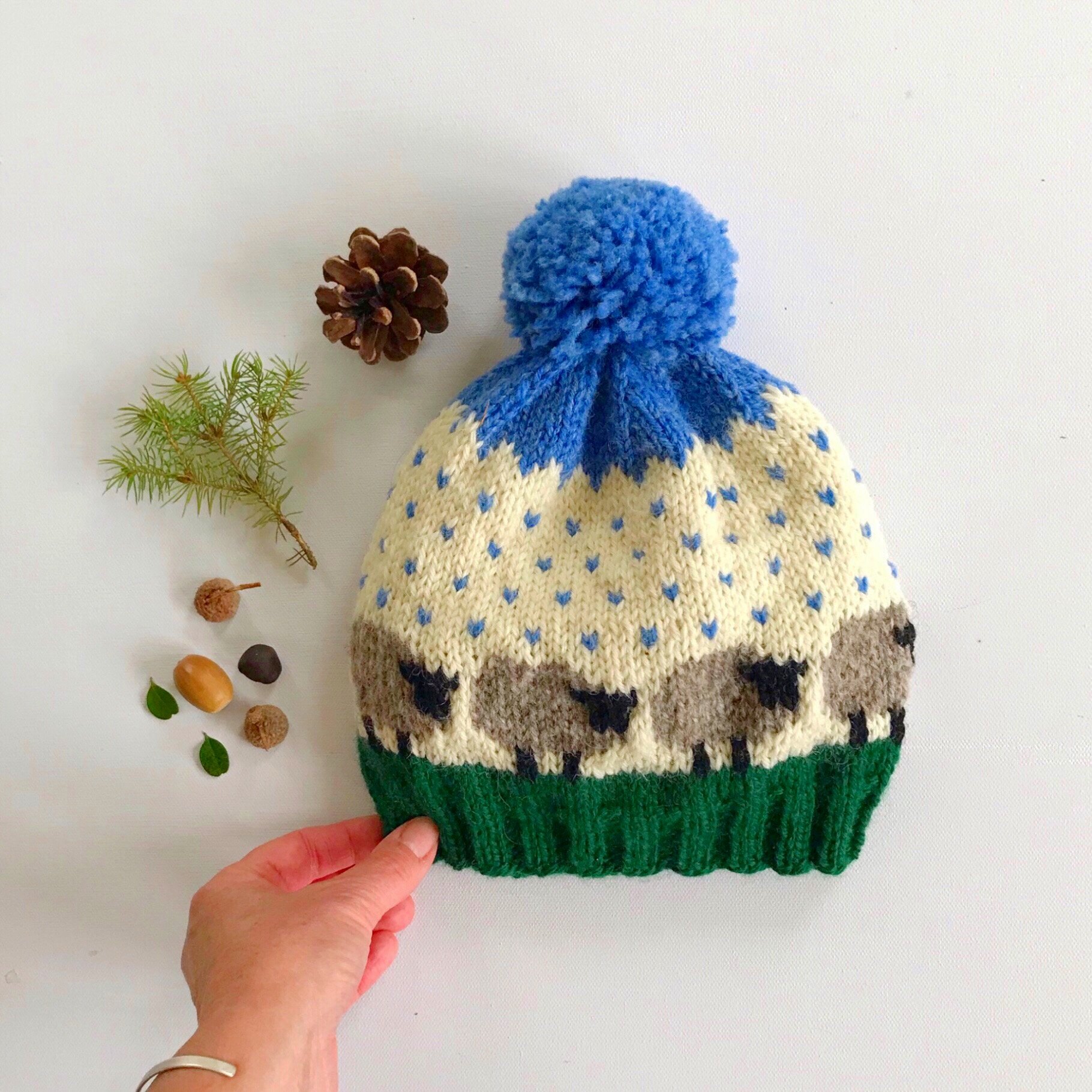 Sheepy Hat * Pattern #36