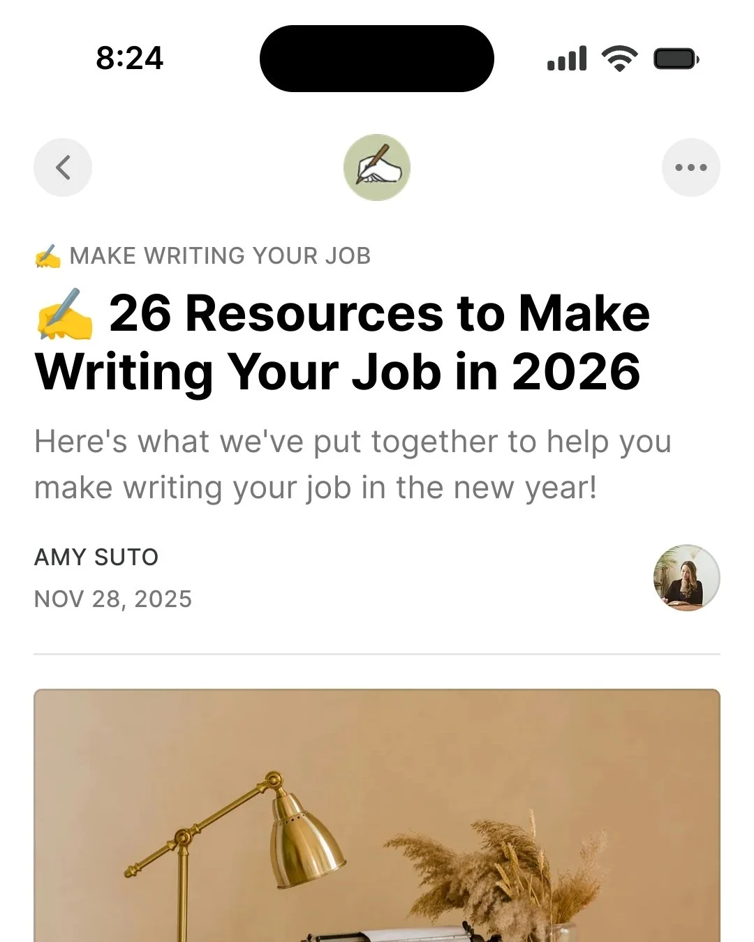 Writers keep saying they want 2026 to be the year. Cool. Start with the right tools.

I pulled together 26 resources to help you actually make writing your job next year.

✍️ Articles

🎥 Class replays

📚 Interviews

📝 Pitch guides

💼 Job board to
