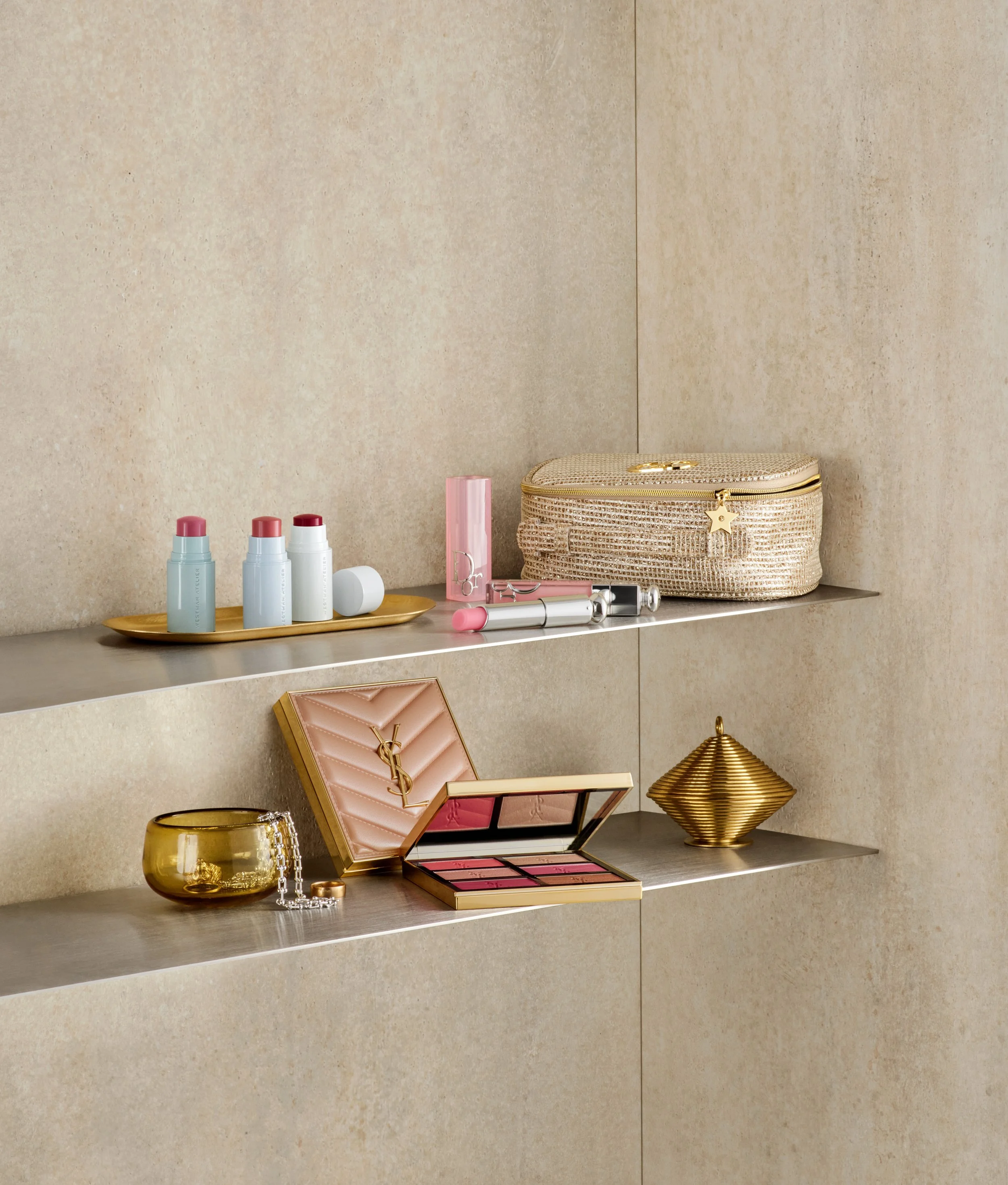 2025-Luxe-XW-Oct-Still-Life-Shot5-digital-us_MAIN.jpg