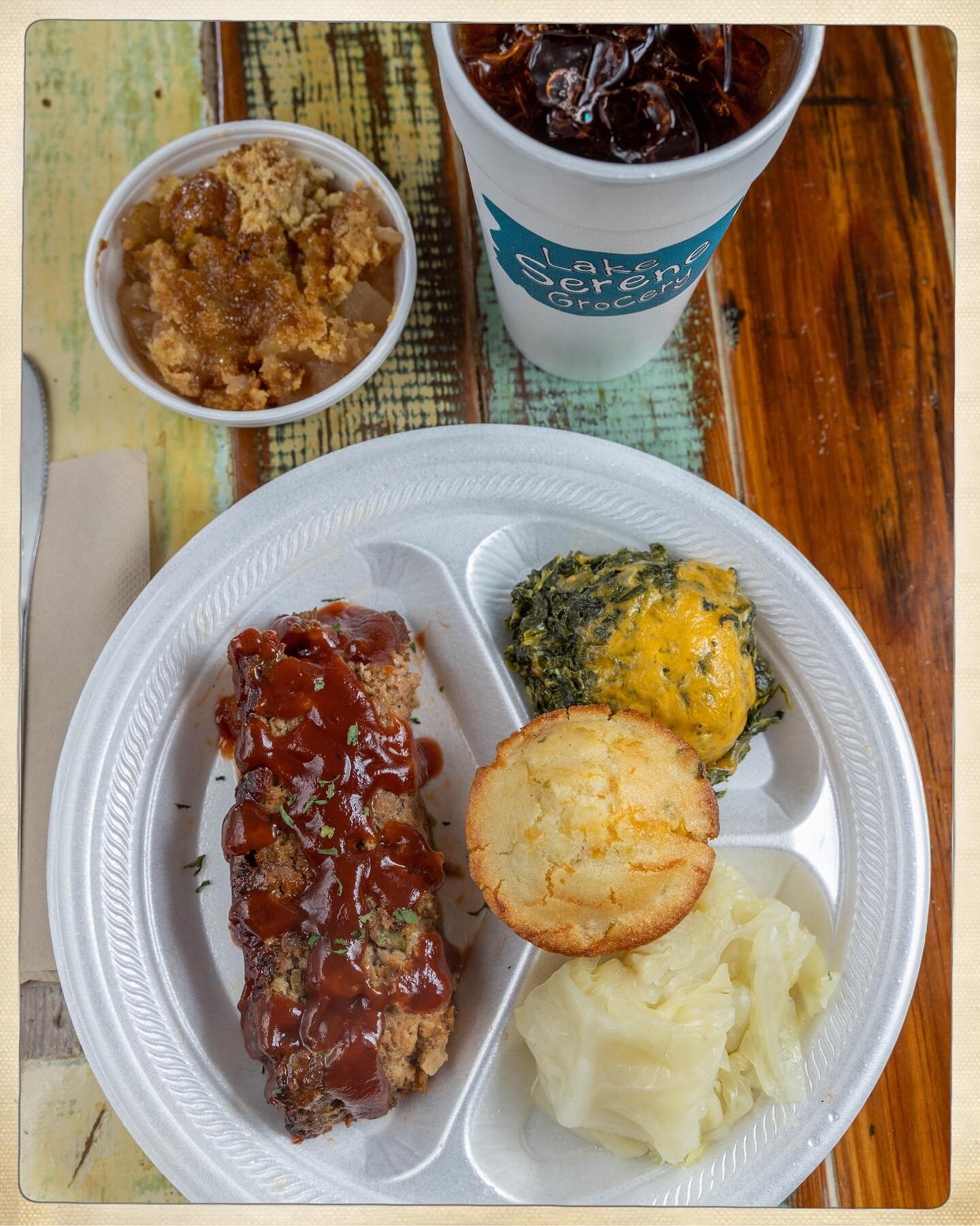 Wednesday Special: Our delicious Meatloaf or Country Fried Steak! Comes with 2 sides of your choice, cornbread muffin or buttered roll, &amp; a fountain drink! See you for lunch! #LakeSereneGrocery