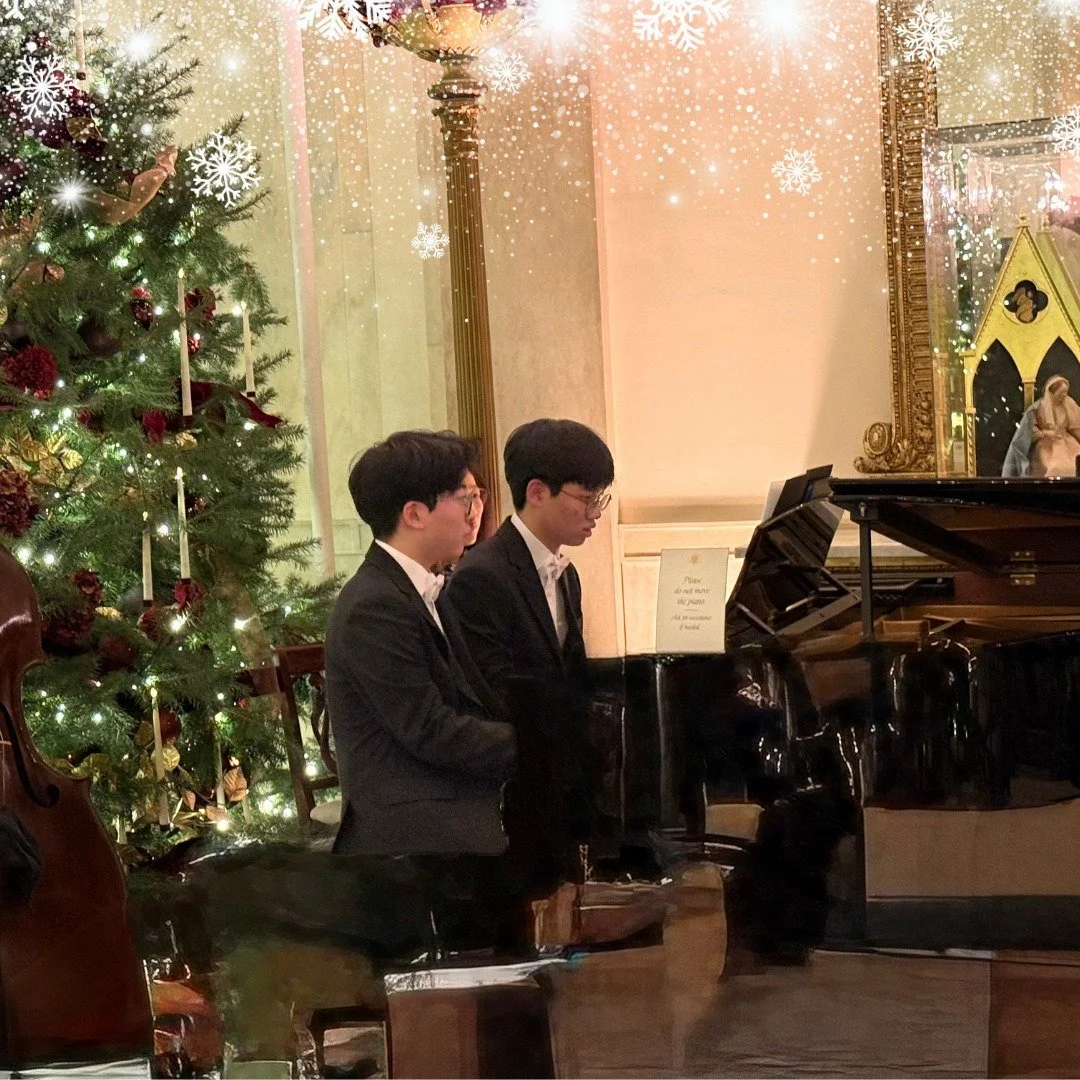 It's WINTER IN WASHINGTON WEDNESDAY! This holiday season brought a meaningful musical experience for students in Washington, D.C. 🎶
Participating in a cultural program in a historic setting was an inspiring moment and a beautiful reminder of the pow