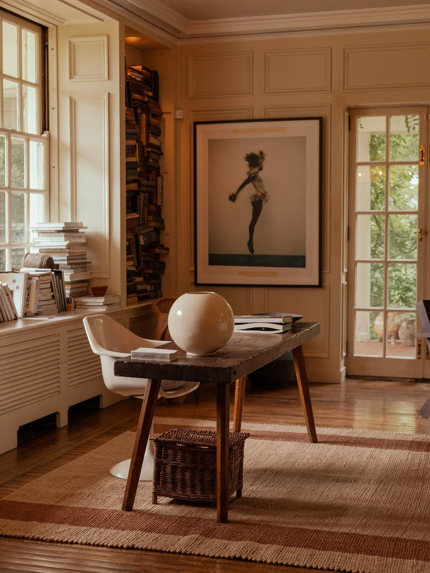 How my collab with @loloirugs came to be is a funny story, actually&hellip; Cyrus Loloi booked a virtual design session with me through The Expert. He came on the call, smiled, and said, &ldquo;Okay, I don&rsquo;t actually have a house I need help de
