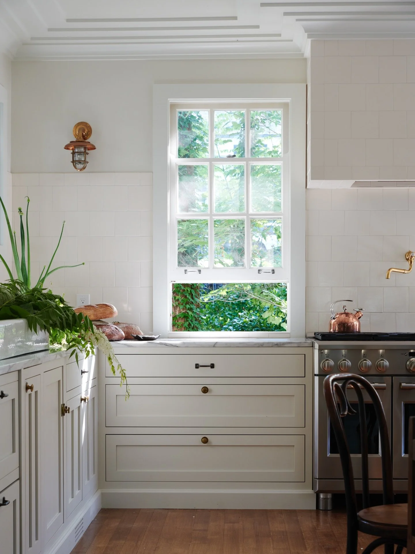 In my interview with the @nytimes, they asked me to share one easy upgrade we did in this space. And honestly &mdash; we didn&rsquo;t do much beyond opening it up to the kitchen. But what we did do made all the difference.

In the kitchen, we created