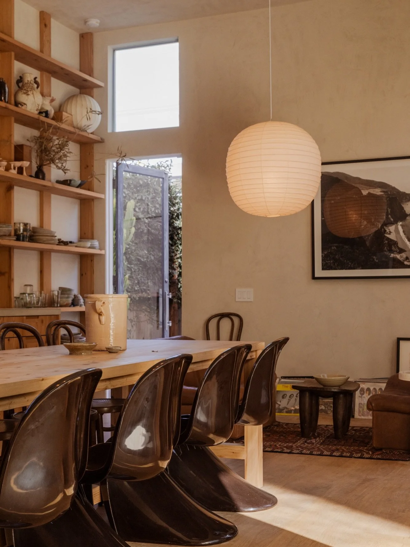 I always want the kitchen to feel like a room you actually want to live in, not just a place to work. I love when kitchens feel collected and honest, not overly styled.

// #LeanneFordInteriors designed in collaboration with Erik Ford and shot by @sa