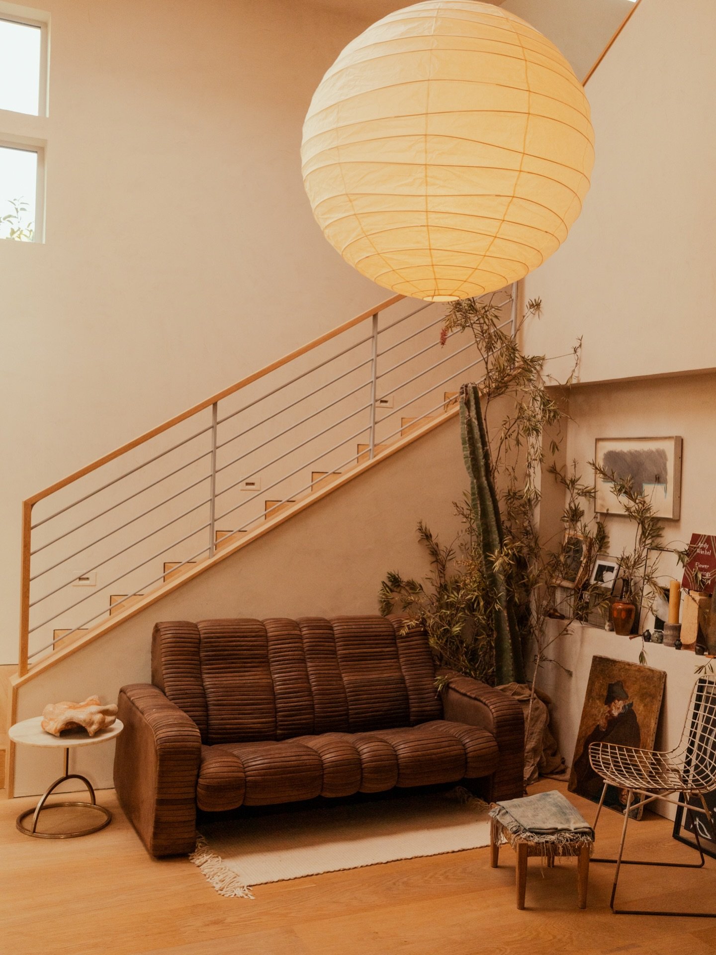 I always come back to the same five things when I&rsquo;m designing a room: texture, nature, vintage, art, and personality.

This little corner happens to have all five. Something soft, something living, something old, something expressive, and somet