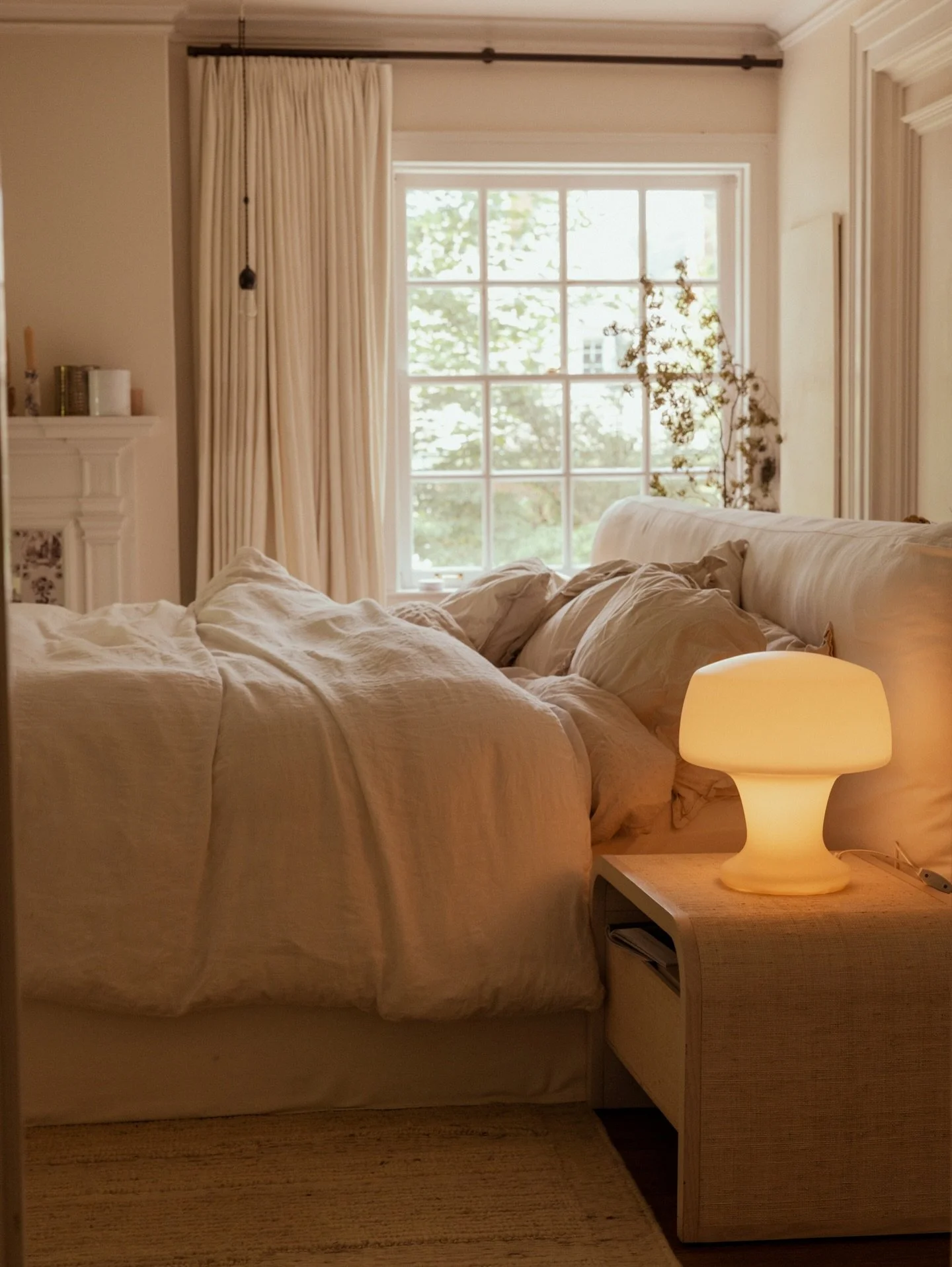 I&rsquo;d rather be sleeping&hellip;.

// #LeanneFordInteriors shot by @sarahbarlow