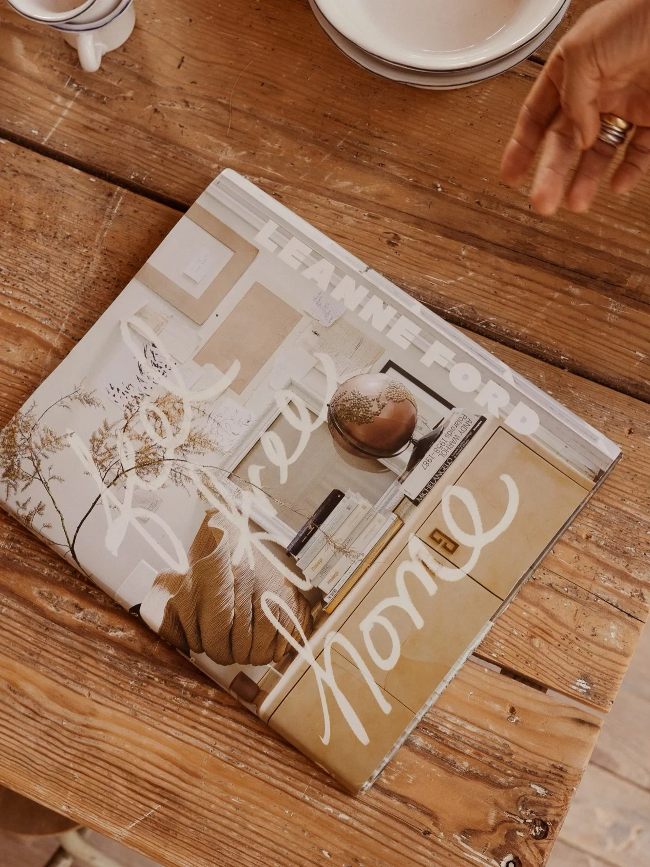 Attention all mom-and-pop shops out there (ALL OVER THE WORLD!!!) &mdash; HAVE WE GOT NEWS FOR YOU.

Wholesale ordering for #FEELFREEHome is officially open.

If you have a shop (or know someone who does) and want to carry the book, email sales@abram