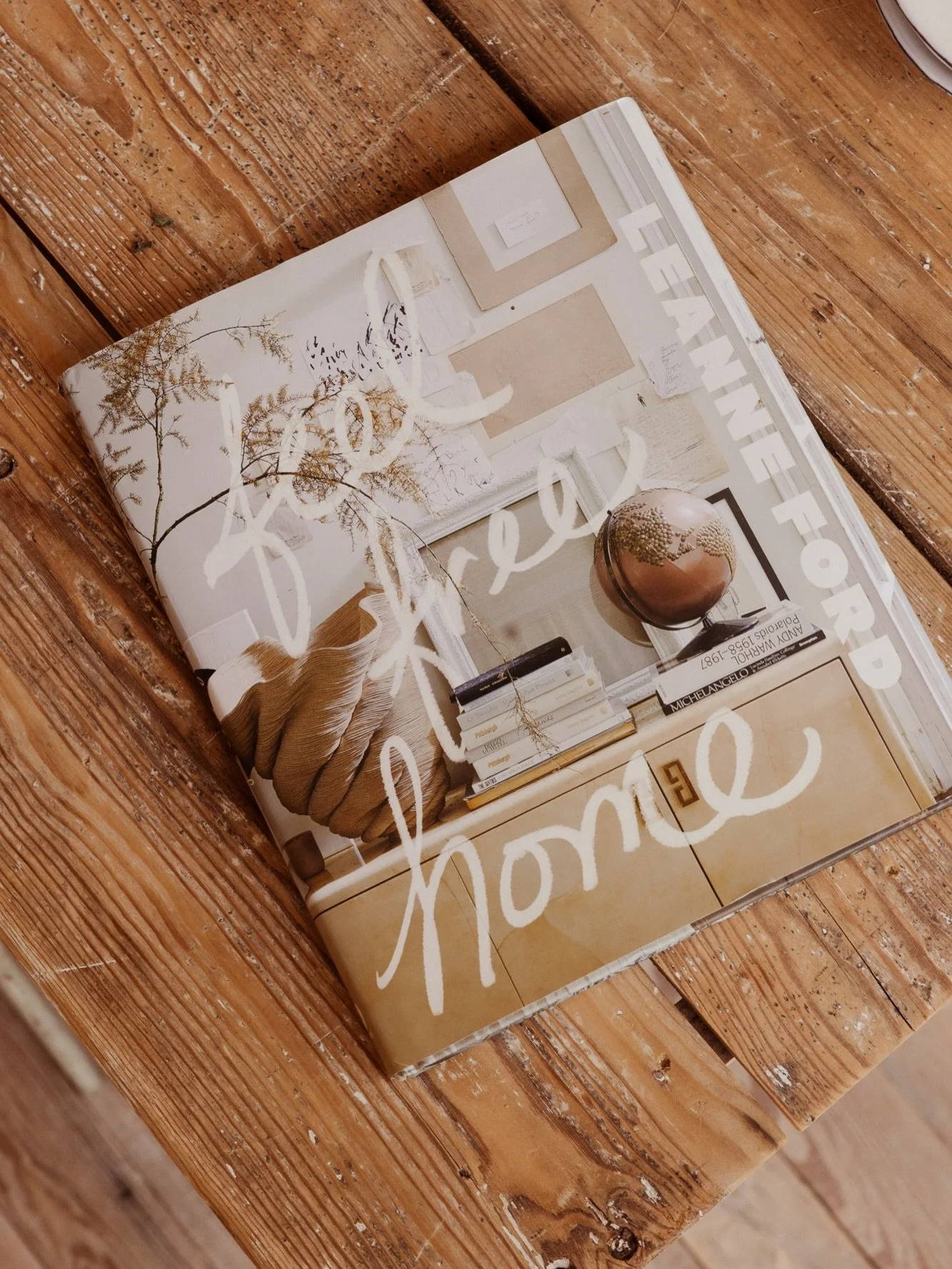 #FEELFREEHOME is officially out in the world today (yesss!) For all my FEEL FREE lovers &mdash; THIS is the ultimate issue of @feelfree.

I wanted this book to feel less like a &ldquo;design book&rdquo; and more like a permission slip. A creative com