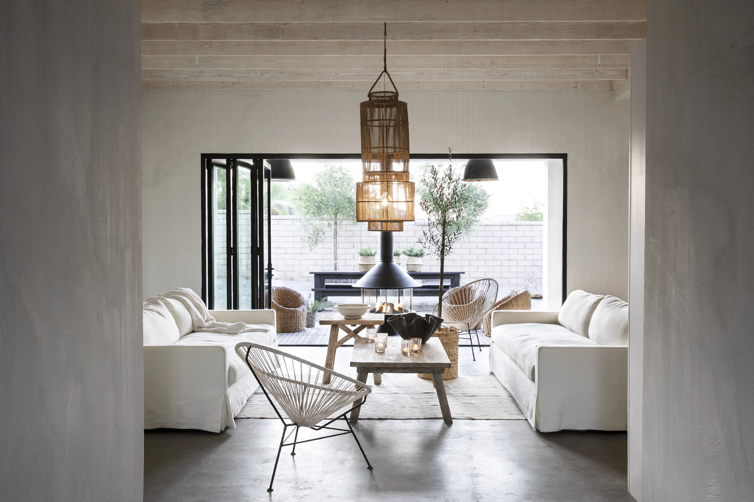 Leanne Ford Rock The Block Living Room