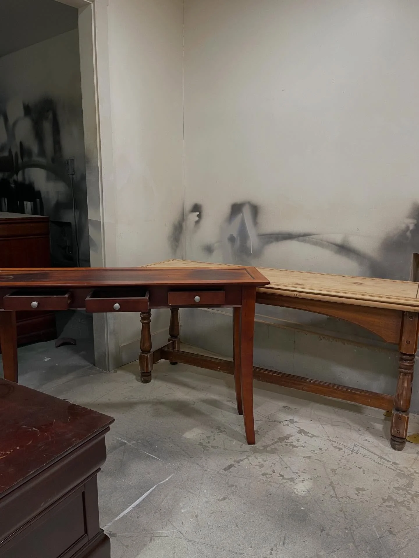 Two sofa tables added to my shop one of them needs refinished and is sanded and ready to go. We love solid wood.#sofatable #furnitureon5th #portlandor #vancouverwa #camaswa follow http://furnitureon5th.com