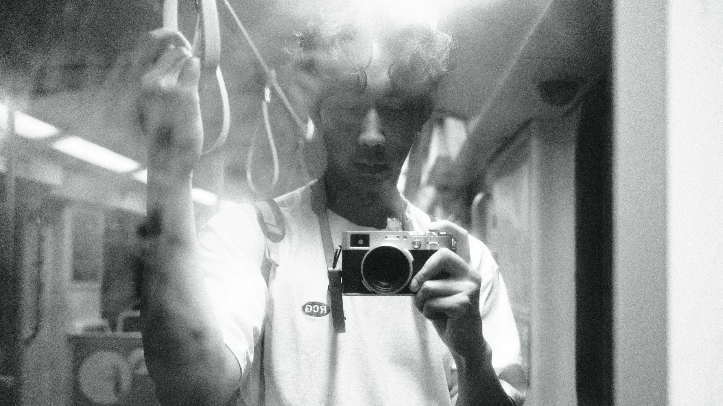 How the Introverted Street Photographer Can Win