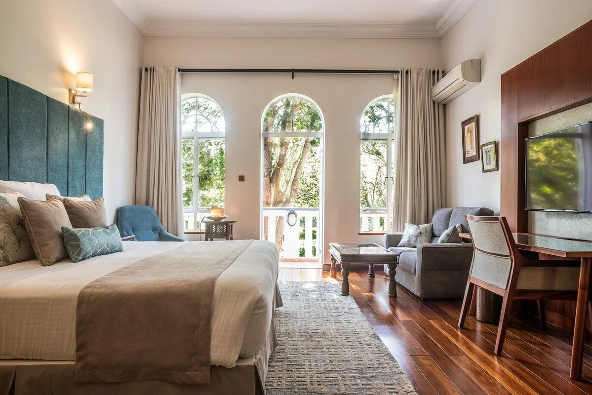 house of waine room.jpeg