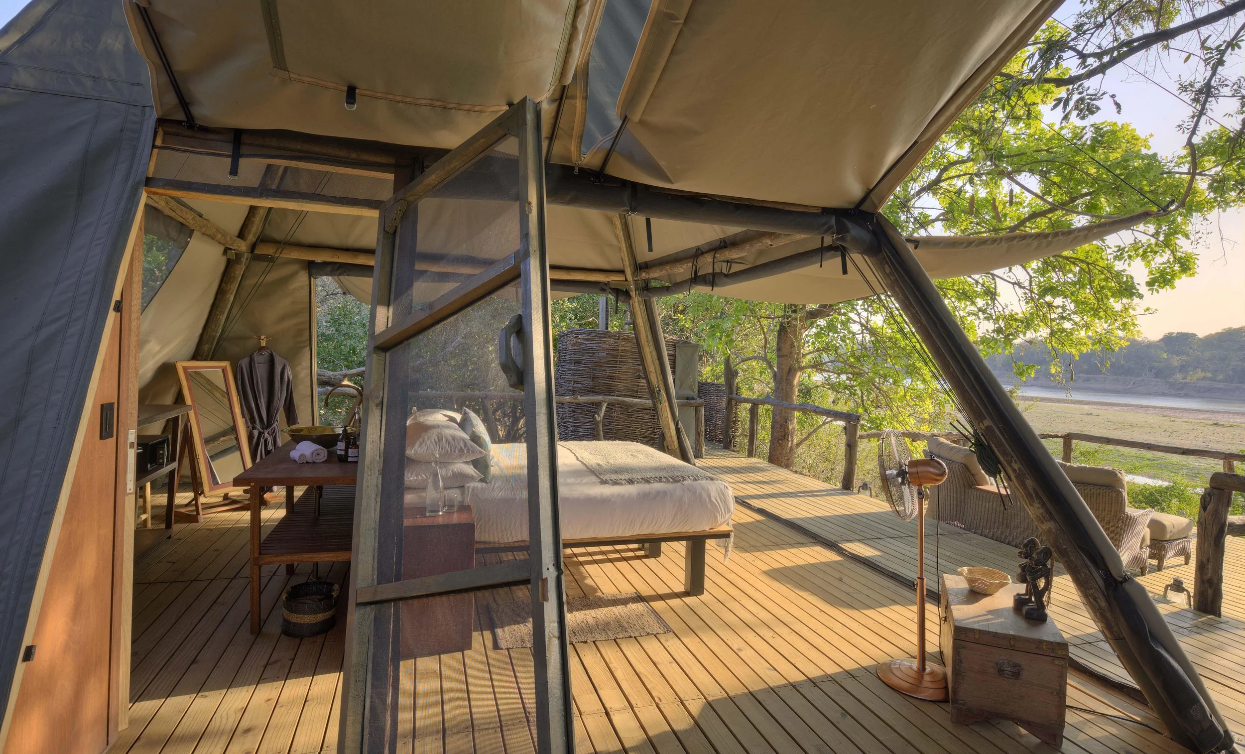 Shawa Luangwa 2022 -21.double room  gauze side_1.jpg