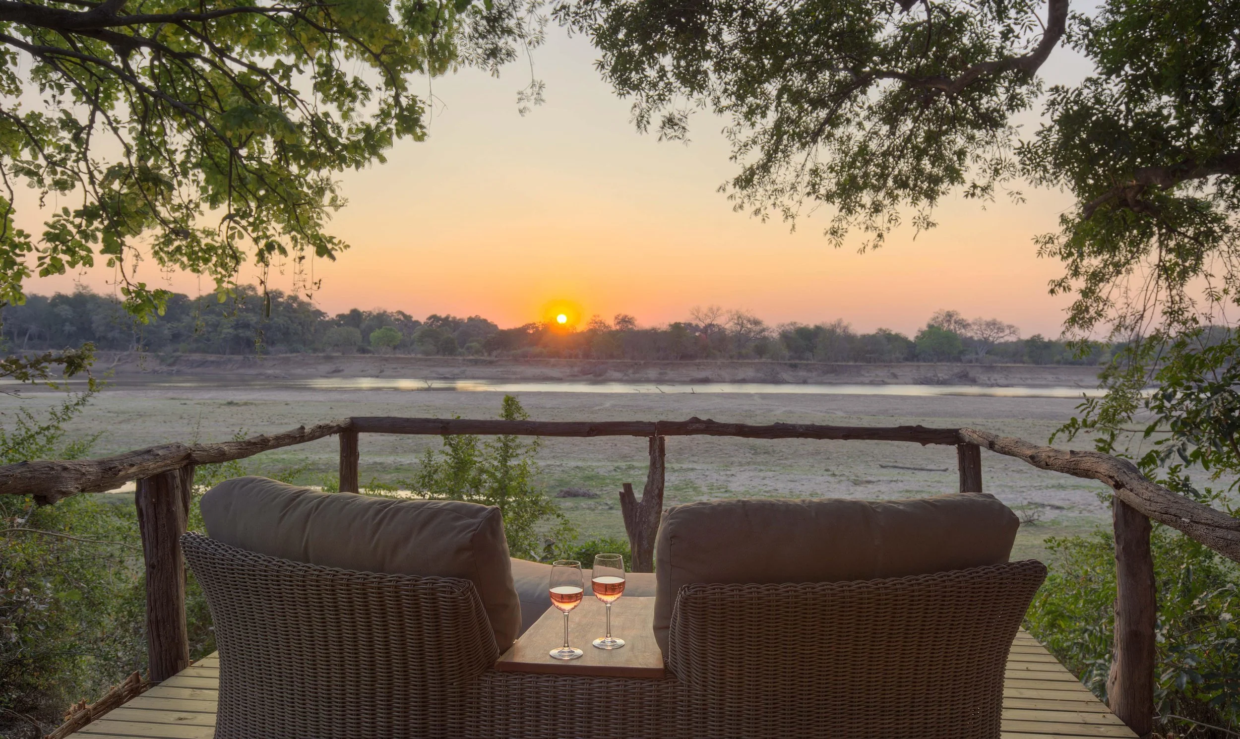 Shawa Luangwa 2022 -31.deck chairs  wine_1.jpg