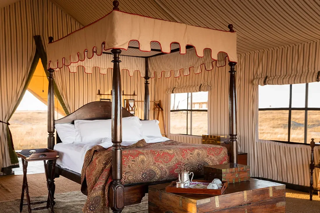 Gallery-1100x733_0007_05-San-Camp-Guest-tent-double.webp