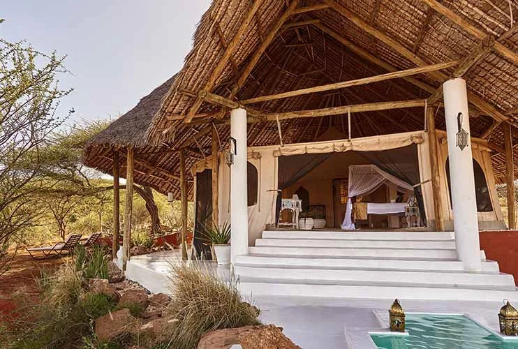 SASAAB-DOUBLE-TENTS-looking-into-the-double-room-tent.jpg