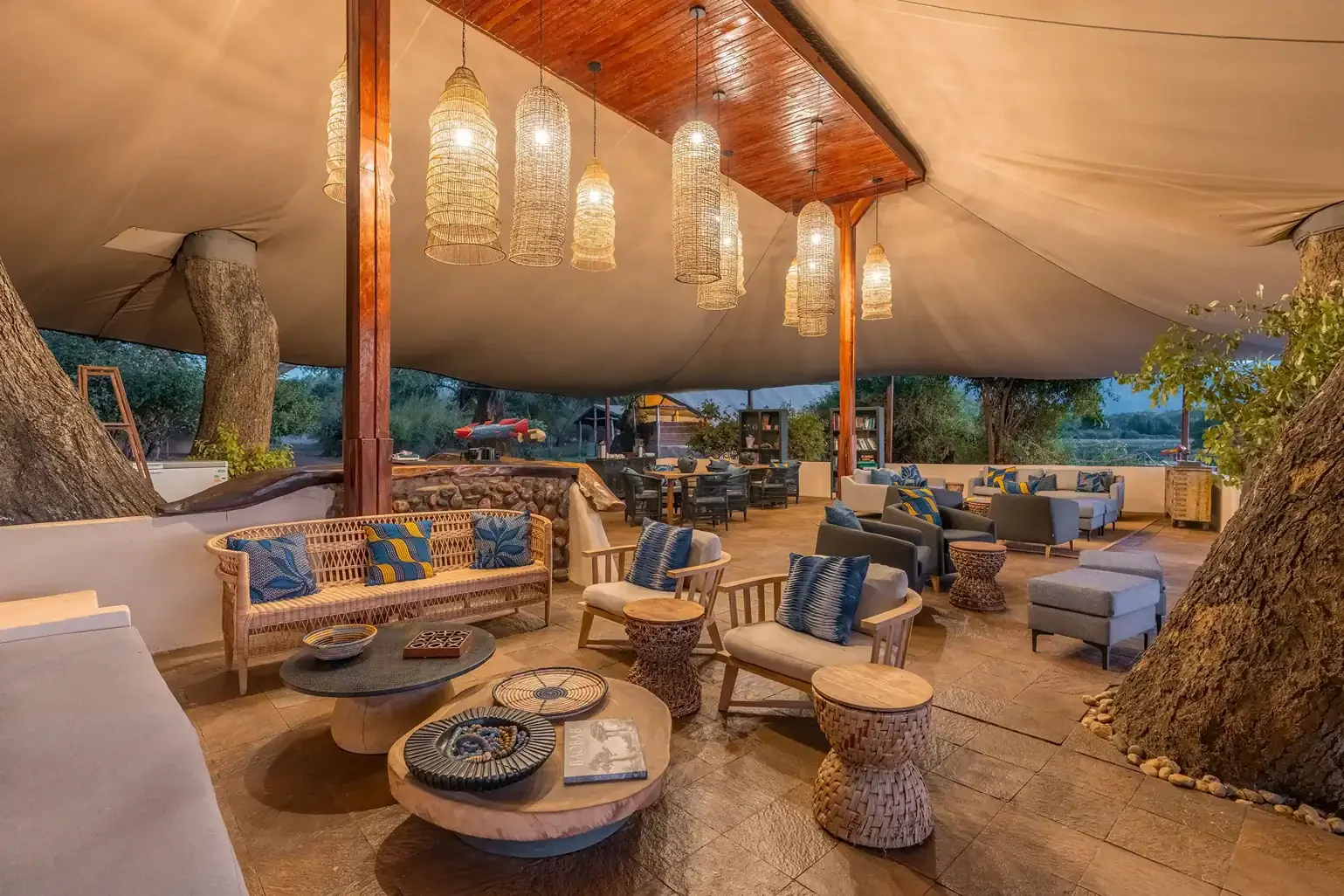 TimeTide_Chongwe_Camp03199-HDR.webp