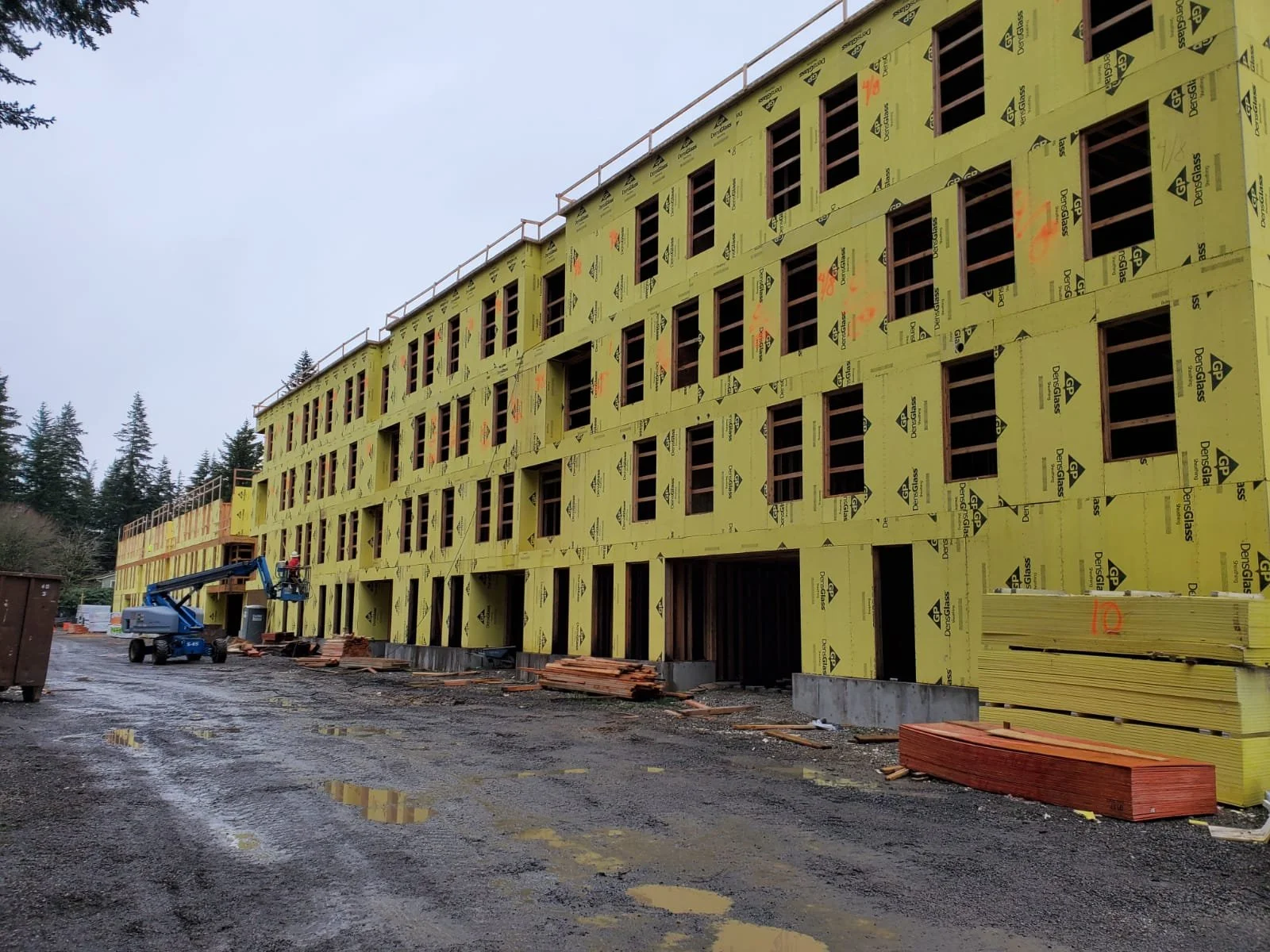 Large-scale apartment framing project – exterior framing nearing completion