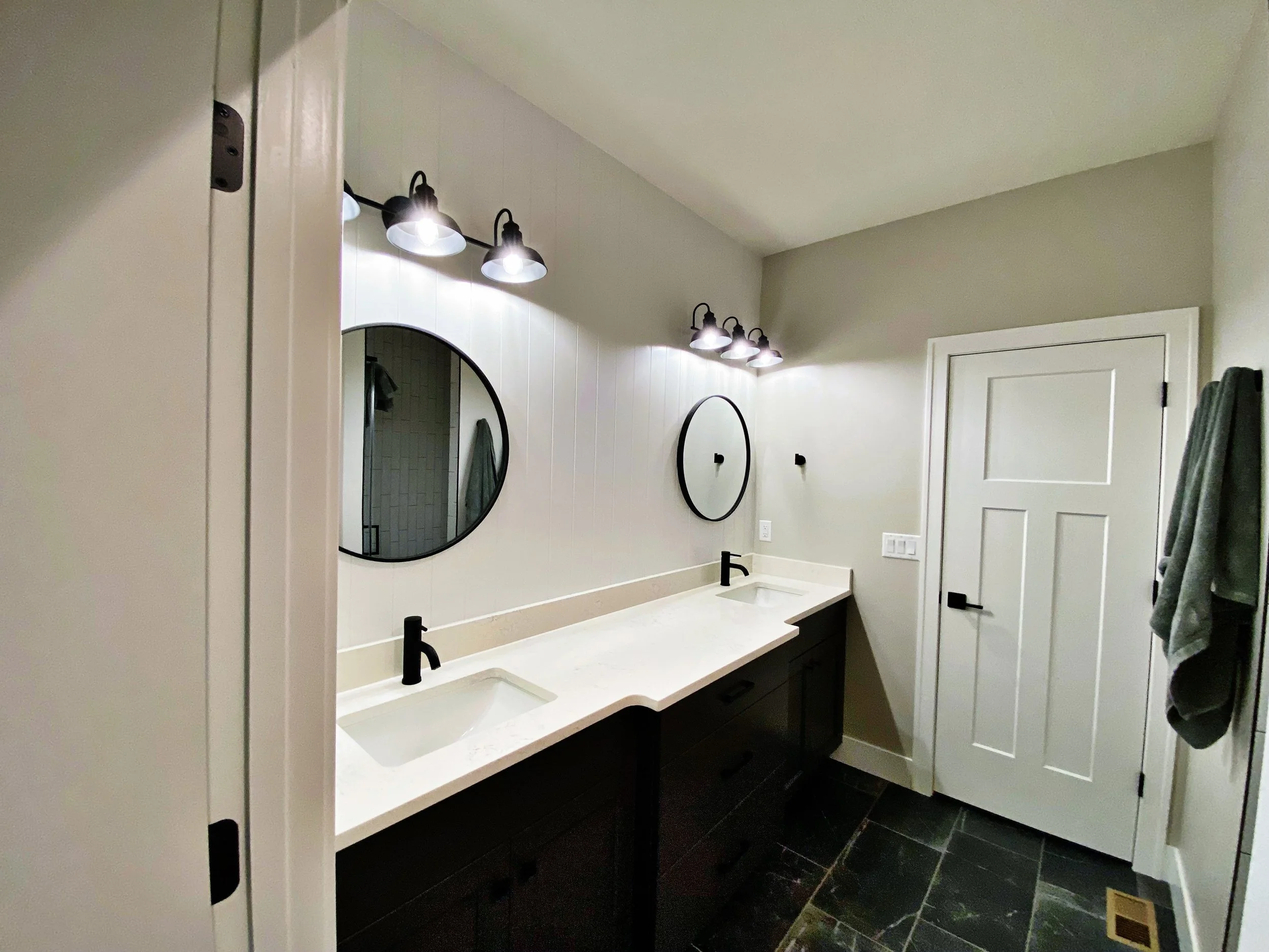 trim installation Lincoln - Hammer & Nail.JPEG