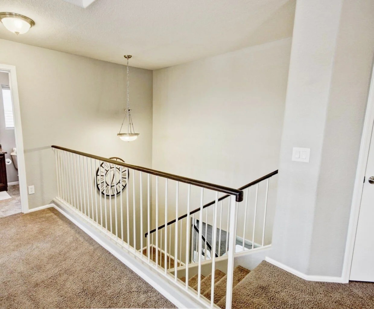 interior painting Lincoln painter - Hammer & Nail