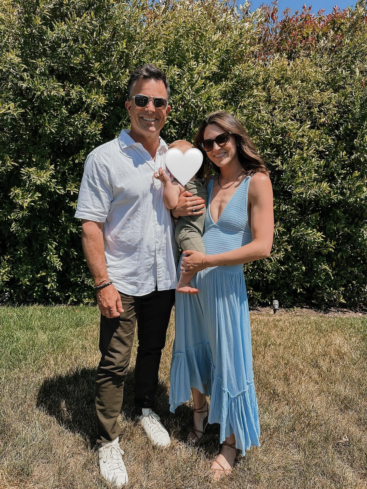 Little bits of summer. 🥰🕶️☀️

Grad parties galore, all things crochet and beads, soaking up the sun, and my fave flowers - peonies. 

#summermoments #southerlyinthecity #junebaby #peonielove #summerthings