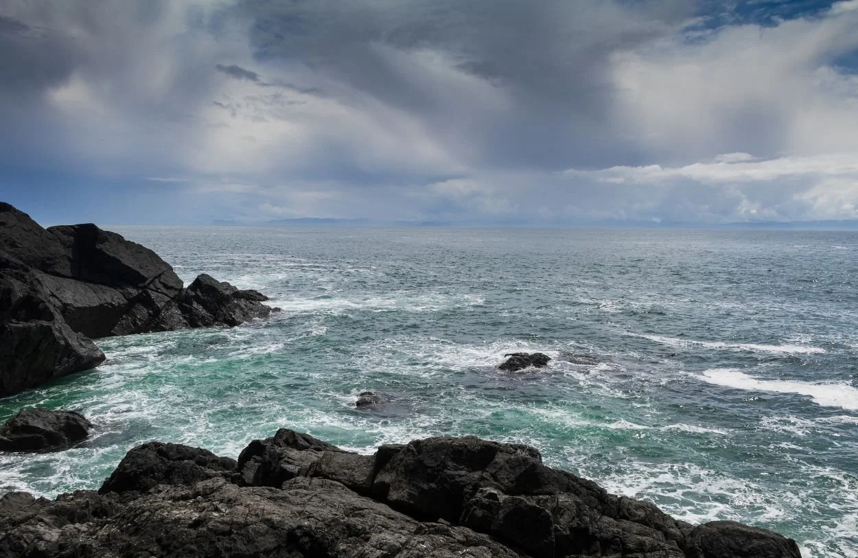 The ocean in British Columbia, where Mareel offers sex therapy in Vancouver
