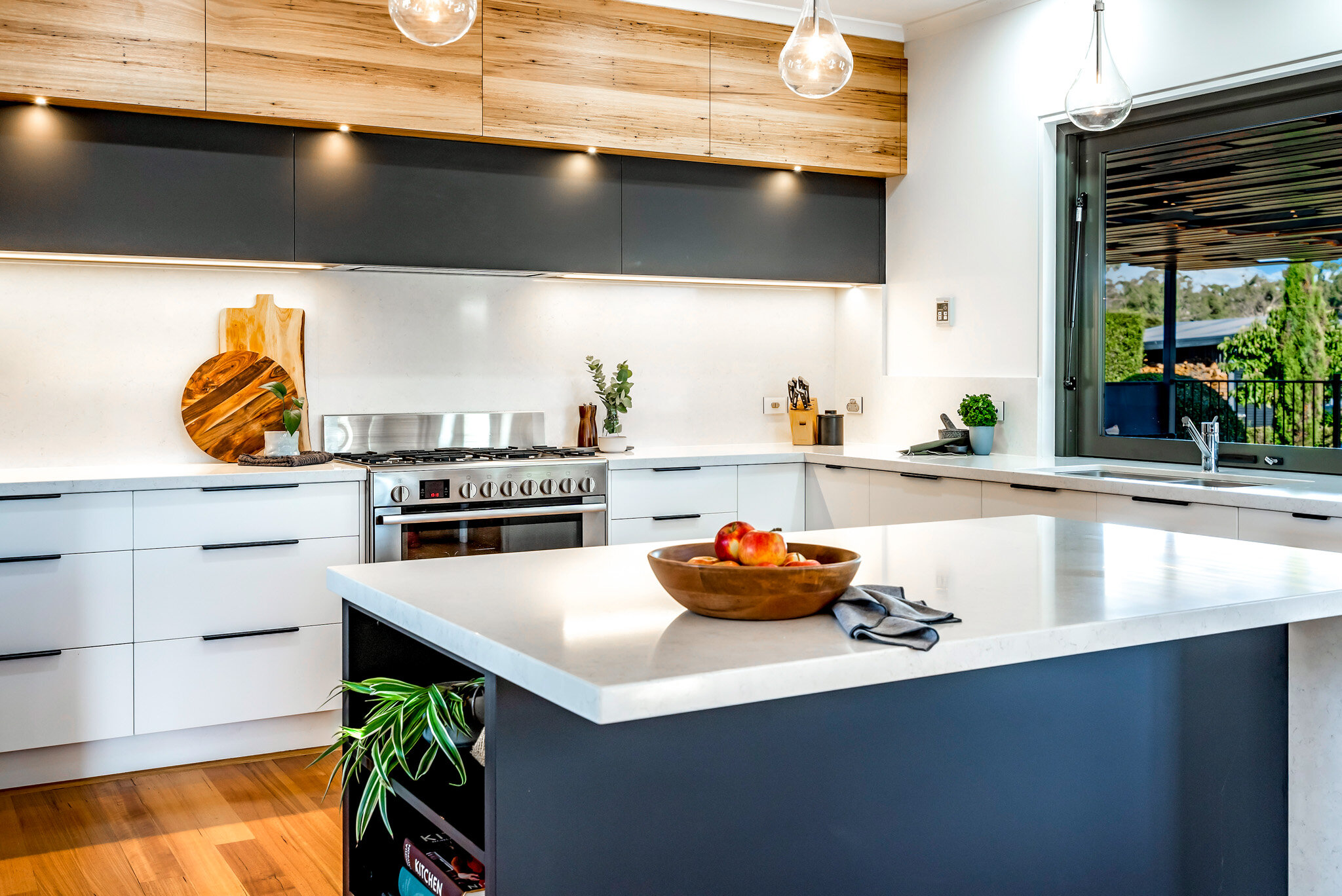 2135 Bihopsbourne Rd - LQ WEB-3.jpg