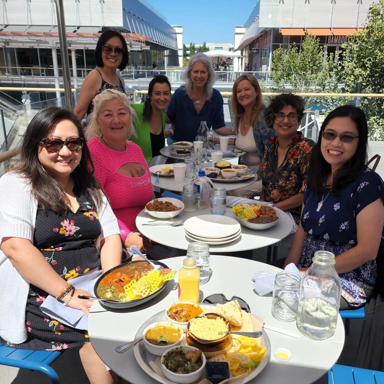 It was a beautiful day for a @womenoftheworldnetwork meet-up at City Center Bishop Ranch. It was so wonderful to finally see and hug some of our California members in person yesterday! Thank you ladies for spending your Sunday afternoon with us. 💜💕