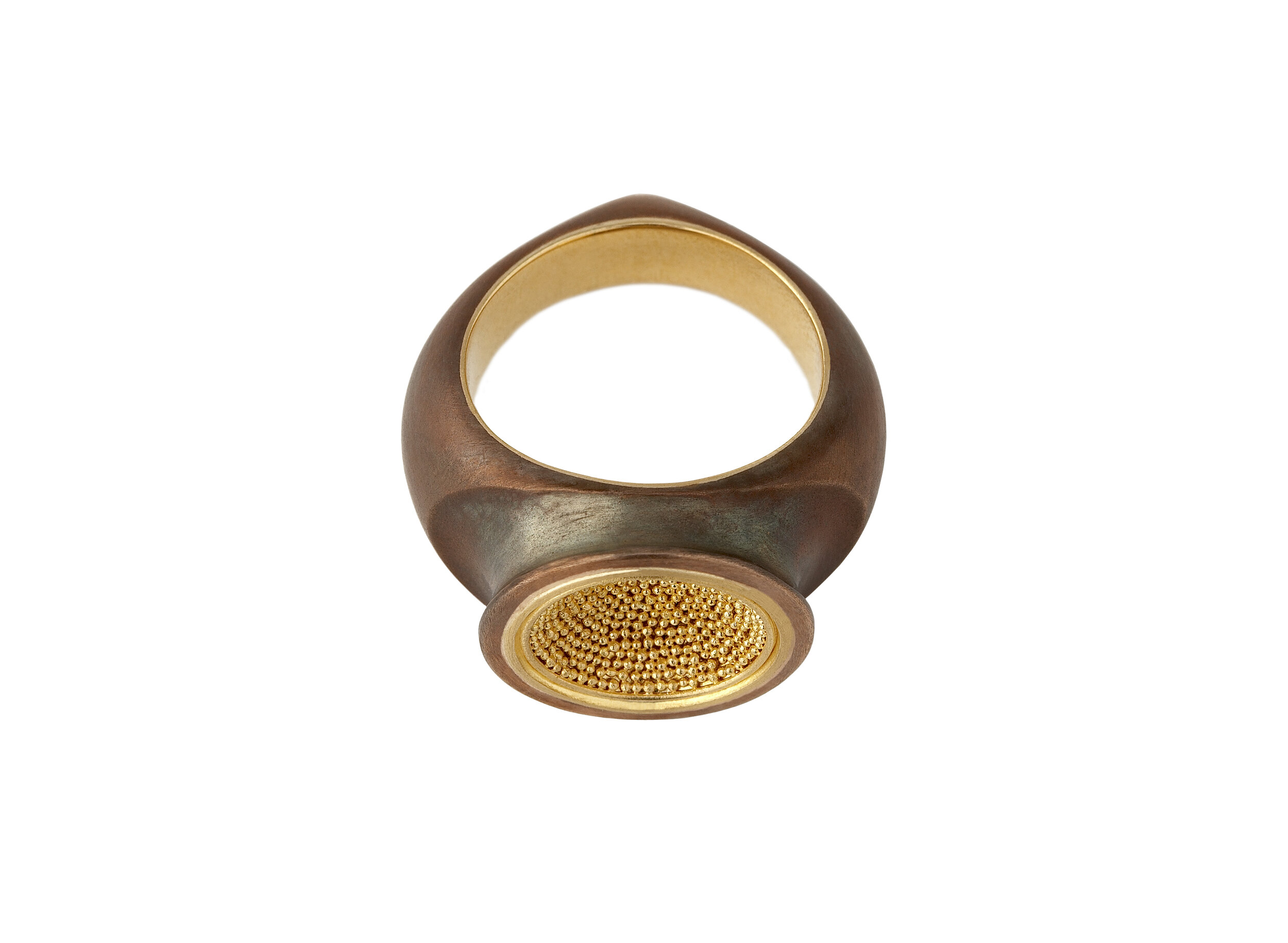 Ring. Bronze und 900/- Gold