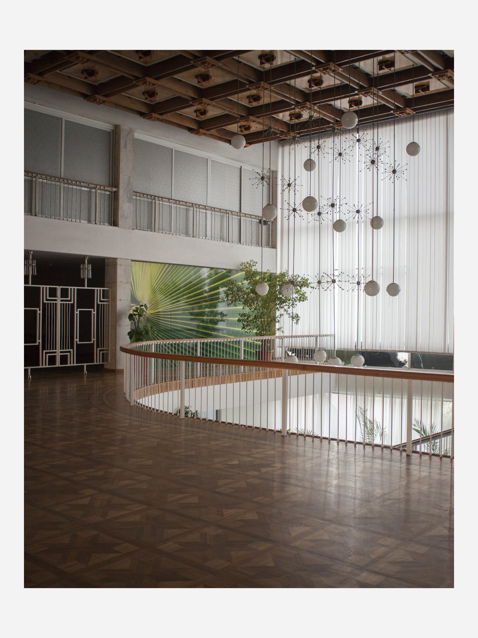 AlishaFarnan_Metallurgy Palace of Culture - Dnipro, Ukraine_WEB.jpg