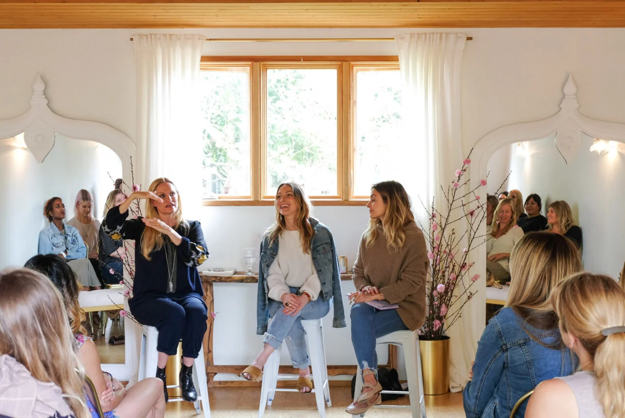 Shannon leading a Moon Circle