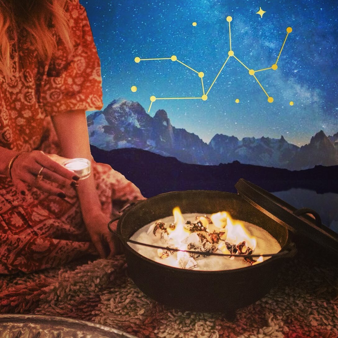 SAGITTARIUS NewMoon 🌑
1&ordm; ♐️ 37&rsquo; @2:57p PT 

Re-emergence! This New Moon brings us out of the &lsquo;cave&rsquo; of our subconscious dwelling place of the past month, and into the light of fresh optimism and hope. This is the ideal time to