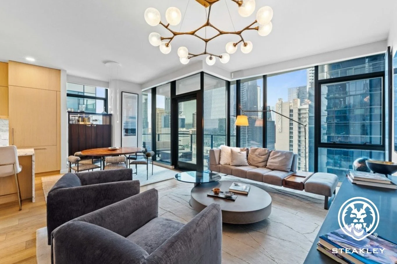 Off-market Austin opportunity: $2,995,000

2 bedrooms &middot; 2.5 bathrooms &middot; 1,646 SF &middot; 2 parking spaces

Private opportunity in the heart of downtown Austin. DM for details and showing information.