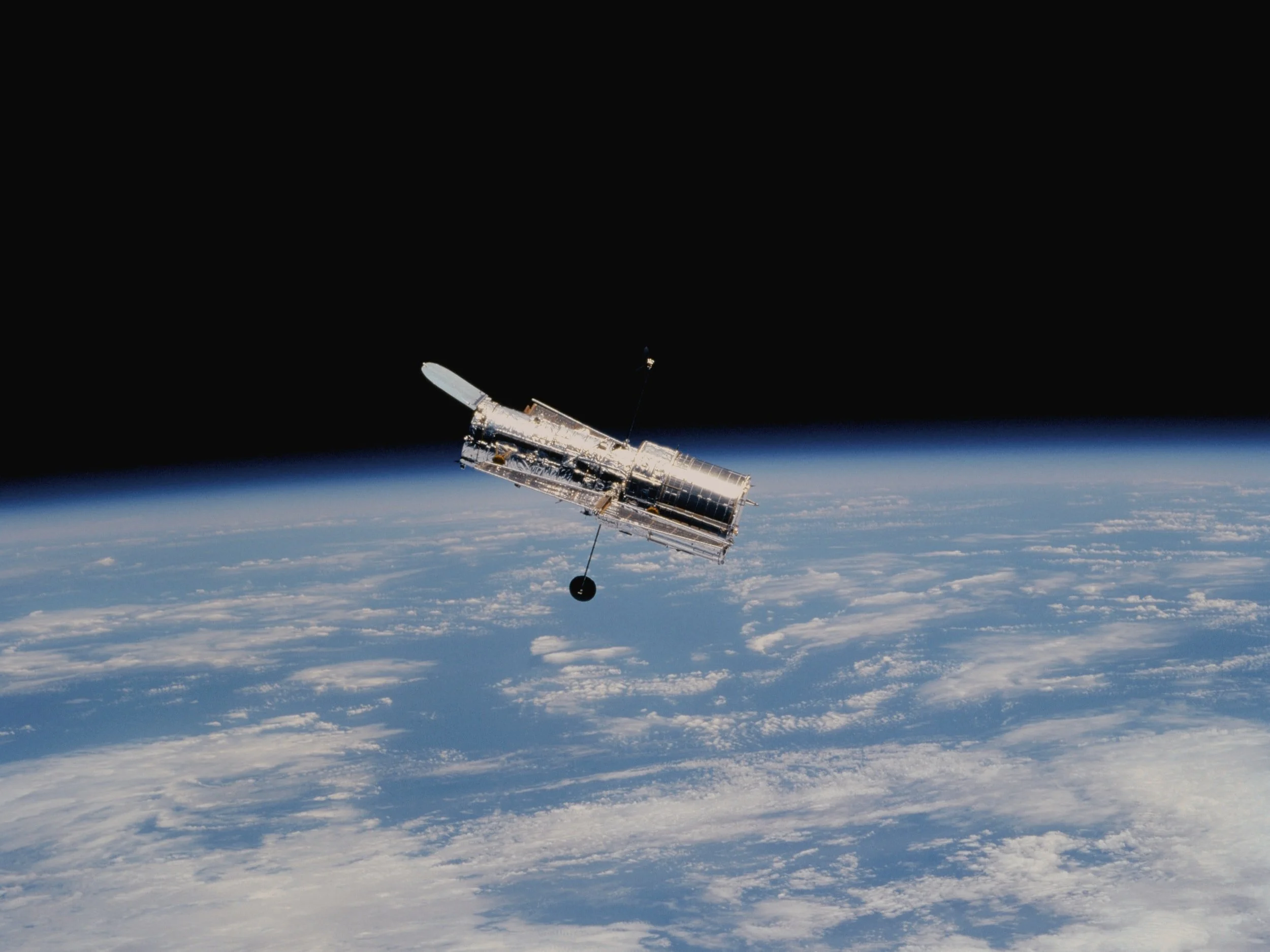 Virtual Astronomy Live: Hubble Mission Anniversary
