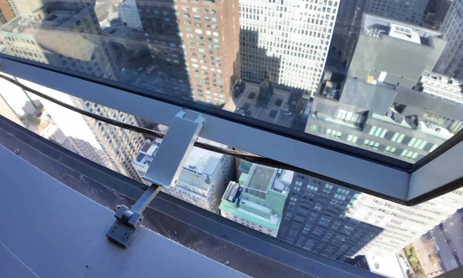 mandarin-oriental-new-york-premier-central-park-view-room-window-mechanism-view