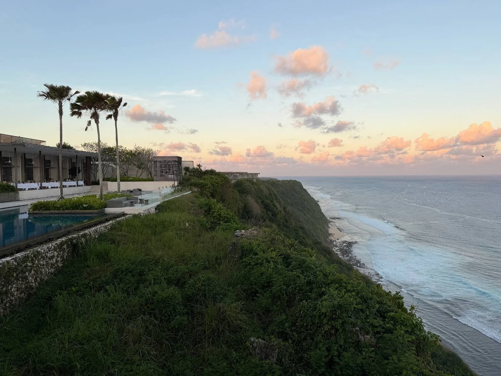 alila-villas-uluwatu-cliffside-resort-sunset-coastline.jpg