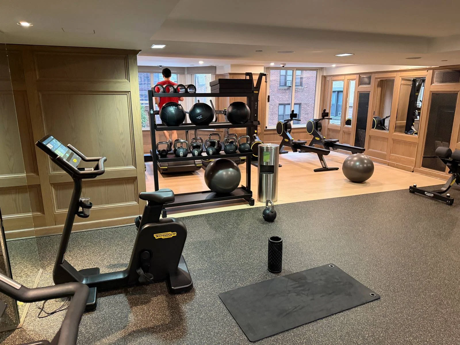 the-london-nyc-luxury-collection-gym-kettlebells-rowing-machines