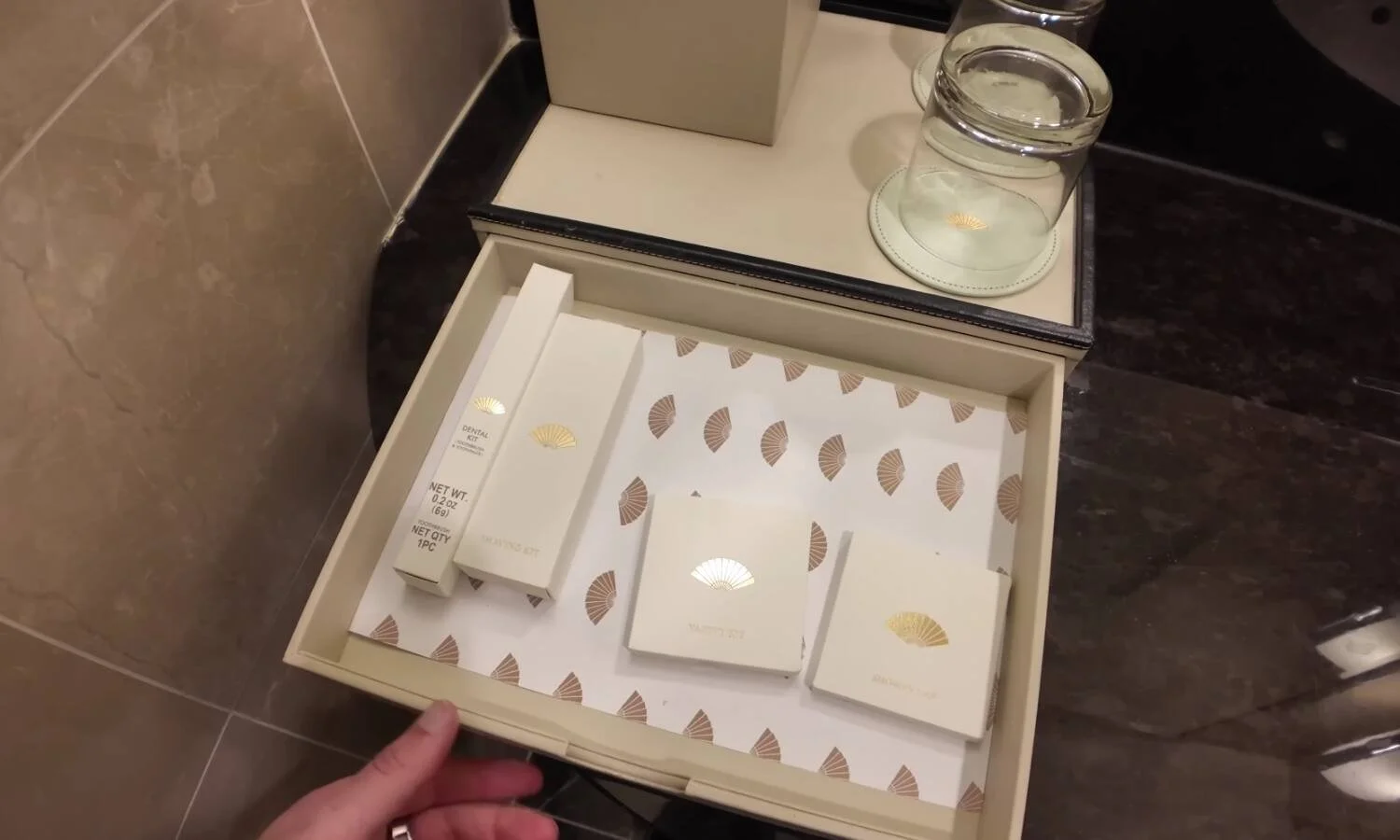 mandarin-oriental-new-york-premier-central-park-view-room-bathroom-amenity-kits