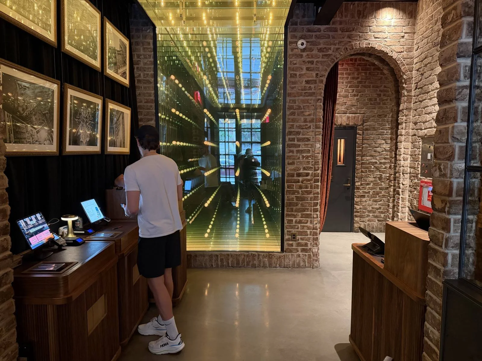civilian-hotel-new-york-self-check-in-kiosk-guest