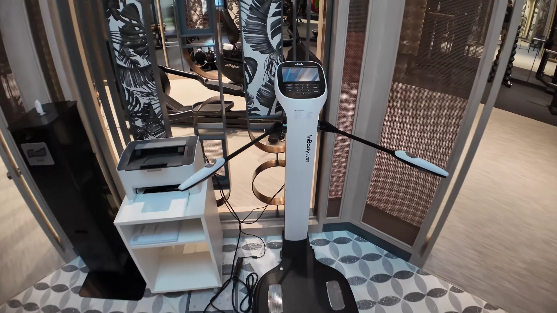 Four Seasons Singapore inbody scanner