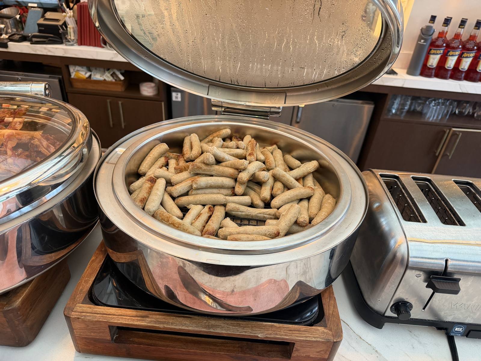 kimpton-theta-new-york-bar-sprezzatura-breakfast-sausages