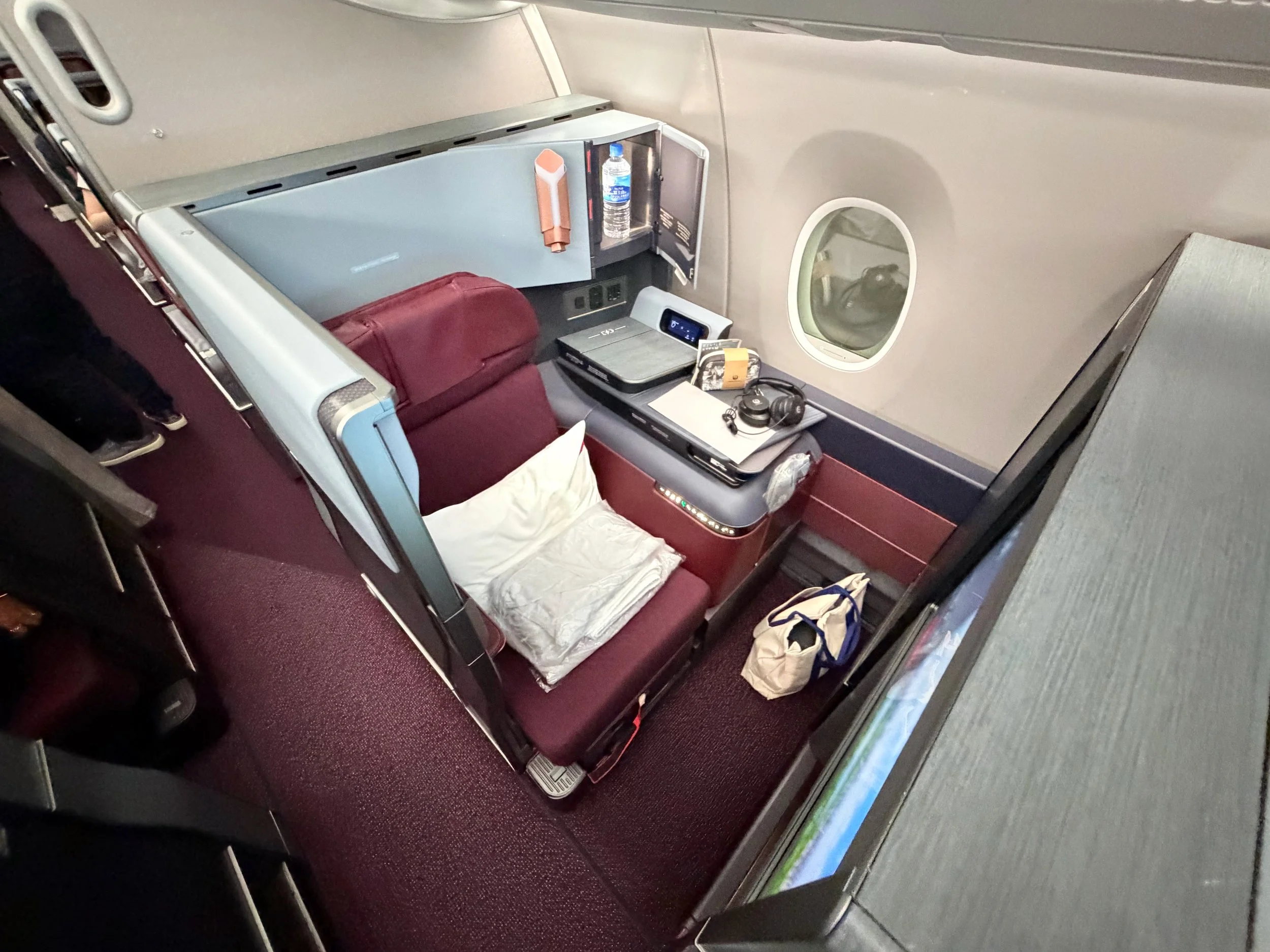 Japan Airlines A350-1000 Business Class Review (Tokyo - New York)