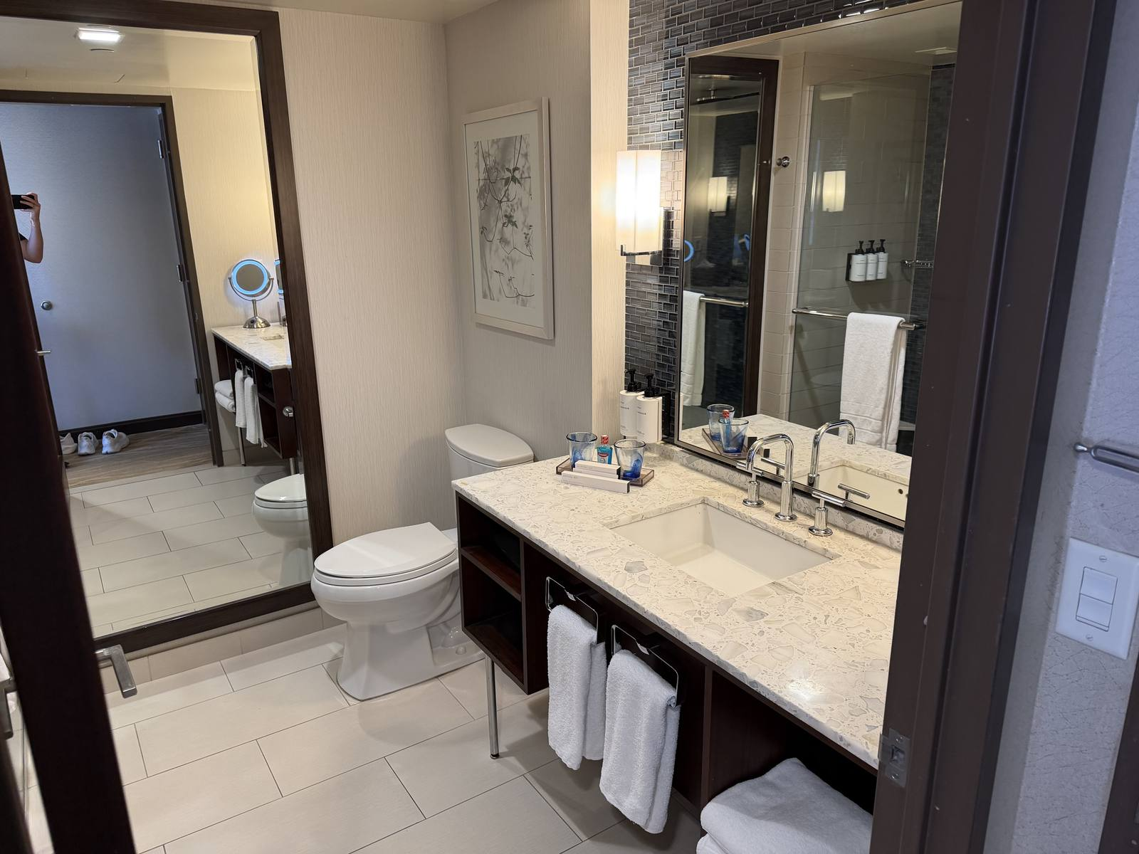 intercontinental-new-york-times-square-king-premium-corner-bathroom-vanity-single-sink-a